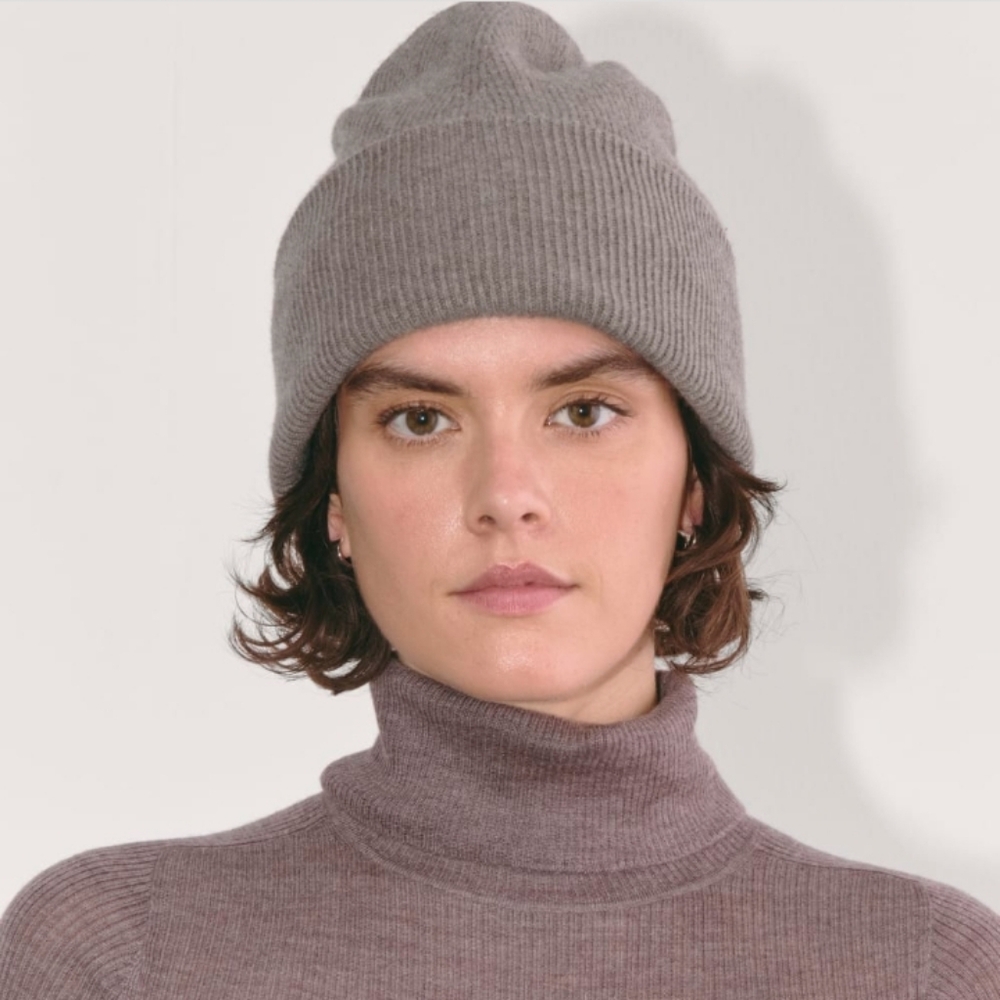Everlane Cabin Beanie Taupe Melange